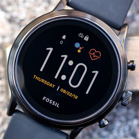 fossil gen 5 specs.